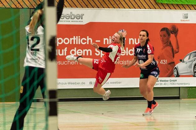 Rebecca Engelhardt (Kurpfalz Baeren 82), Carolin Tuc (SG H2Ku Herrenberg Kuties 77), SG H2Ku Herrenberg Kuties vs. Kurpfalz Baeren, Handball, 2.Bundesliga, Frauen, HBF, Saison 17 18, 05.05.2018, SG H2Ku Herrenberg Kuties vs. Kurpfalz Baeren, Handball, 2.Bundesliga, Frauen, HBF, Saison 17 18, 05.05.2018 Herrenberg Copyright: xEibner-Pressefoto WolfgangxFrankx SGH