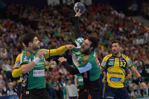 HBL, DHB-Pokal, Finale, Rhein-Neckar Loewen vs TSV Hannover-Burgdorf 05.05.18, Barcelycard Arena, Hamburg, HBL, DHB-Pokal, Finale, Rhein-Neckar Loewen vs TSV Hannover-Burgdorf im Bild Mait Petrail (Hannover 09) versucht sich gegen Hendrik Pekeler (Loewen 23 durchzusetzen