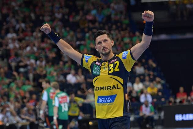 HBL, DHB-Pokal, Finale, Rhein-Neckar Loewen vs TSV Hannover-Burgdorf 05.05.18, Barcelycard Arena, Hamburg, HBL, DHB-Pokal, Finale, Rhein-Neckar Loewen vs TSV Hannover-Burgdorf im Bild Alexander Petersson (Loewen 32) jubelt
