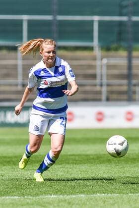 Vanessa Martini (MSV Duisburg, 22), Freisteller, Einzelbild, Ganzkörper, Aktion, Action, single picture, Fussball, Allianz Frauen-Bundesliga, 1. FC Köln - MSV Duisburg,