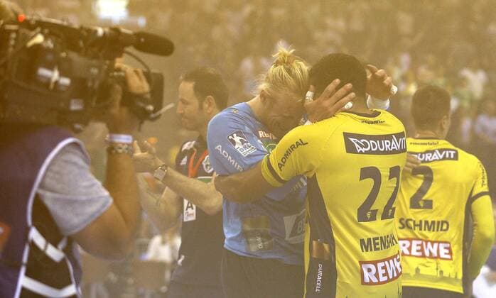 Siegesjubel der Löwen , Torhüter Mikael Appelgren und Mads Mensah Larsen Handball Final-Four Turnier in Hamburg am So. 06.05.2018 , Finale Rhein Neckar Löwen - Burgdorf Hannover 30 - 26