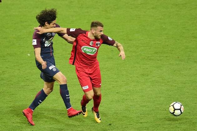 CAVANI Edinson (PSG) vs Sebastein Flochon (Les Herbiers) FOOTBALL : Les herbiers vs PSG - Finale de la Coupe de France - St Denis - 08 05 2018 JBAutissier Panoramic 