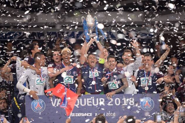 Bilder des Tages - SPORT 16 ALPHONSE AREOLA (PSG) - 25 ADRIEN RABIOT (PSG) - 03 PRESNEL KIMPEMBE (PSG) - 02 THIAGO SILVA (PSG) - 11 ANGEL DI MARIA (PSG) - 18 GIOVANI LO CELSO (PSG) - JOIE - TROPHEE FOOTBALL : Les Herbiers vs Paris SG - Coupe de France - Finale - 08 05 2018 AnthonyBIBARD FEP Panoramic 
