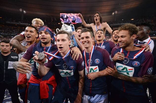 03 PRESNEL KIMPEMBE (PSG) - 16 ALPHONSE AREOLA (PSG) - 20 LAYVIN KURZAWA (PSG) - 23 JULIAN DRAXLER (PSG) - 18 GIOVANI LO CELSO (PSG) - 09 EDINSON CAVANI (PSG) - 02 THIAGO SILVA (PSG) - 10 NEYMAR JR (PSG) - JOIE FOOTBALL : Les Herbiers vs Paris SG - Coupe de France - Finale - 08 05 2018 AnthonyBIBARD FEP Panoramic 