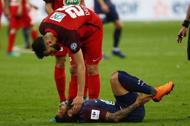 May 8, 2018 - Paris, France - Dani Alves during French Cup final (Coupe de France) between Les Herbiers VF and Paris Saint-Germain (PSG) at Stade de France on May 8, 2018 in Saint-Denis near Paris, France. Les Herbiers VF v Paris Saint-Germain - Coupe de France Final  - ZUMAn230 20180508_zaa_n230_1039 Copyright: xMehdixTaamallahx