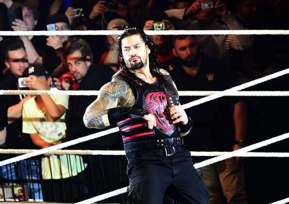 09.11.2016, WWE Live Tour, World Wrestling Entertainment,Mercedes Benz Arena Berlin,Leati Joseph Anoaii ist ein US-amerikanischer Wrestler und ehemaliger Gridiron-Football-Spieler, der zurzeit unter seinem Ringnamen Roman Reigns bei WWE unter Vertrag steht. WWE Live Tour Berlin - Friedrichshain Copyright: xEibner-Pressefotox EP_lki