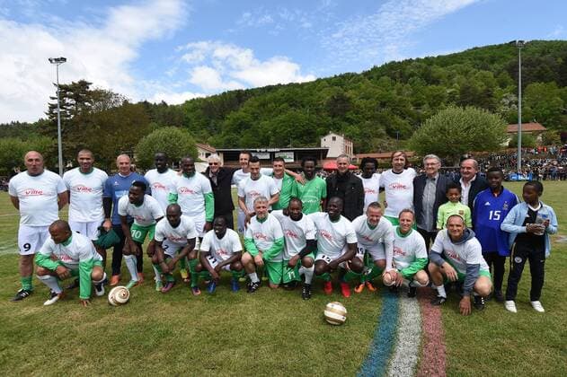 Aime Jacquet (ex entraineur equipe de France vainqueur de la Coupe du Monde en 98) avec des anciens joueurs de l AS Saint-Etienne FOOTBALL : 20 ans de la victoire a la Coupe du Monde de Football en 98 pour Aime Jacquet - 10 05 2018 FredericChambert Panoramic 
