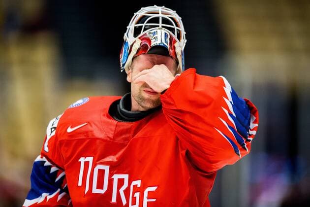 180510 Goaltender Lars Haugen of Norway looks dejected during the IIHF Ice hockey Eishockey World Championship WM Weltmeisterschaft match between Norway and Canada on May 10, 2018 in Herning. Photo: Vegard Wivestad Gr¿tt BILDBYRN kod VG 170163 Copyright: VEGARDxWIVESTADxGR¯TT BB180510BB682