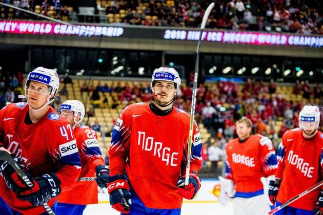 180510 Alexander Bonsaksen and Thomas Valkv¾ Olsen of Norway look dejected after the second period during the IIHF Ice hockey Eishockey World Championship WM Weltmeisterschaft match between Norway and Canada on May 10, 2018 in Herning. Photo: Vegard Wivestad Gr¿tt BILDBYRN kod VG 170163 Copyright: VEGARDxWIVESTADxGR¯TT BB180510BB697
