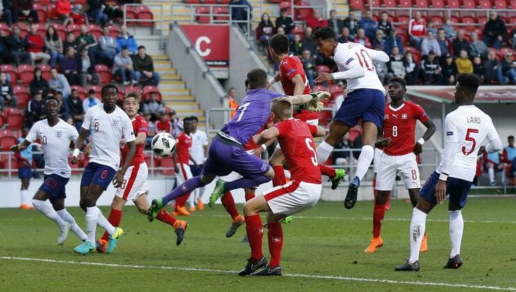 Switzerland v England UEFA EURO EM Europameisterschaft Fussball U17 U 17 Championship Faustino Anjorin (3rd r) of England attempting to score during the UEFA Euro U17 Championship match at the New York Stadium, Rotherham Content Not Available For UK Newspapers Copyright: xSimonxMoorex FIL-11776-0015