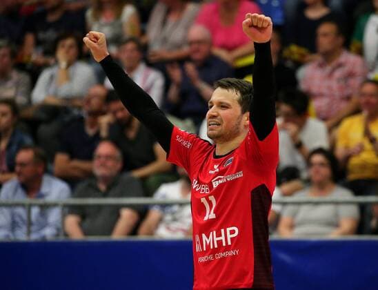BAU 11.05.2018 Bietigheim Handball SG BBM Bietigheim vs. TV Emsdetten, Christian Schäfer (BBM) jubelt und ballt die Fäuste