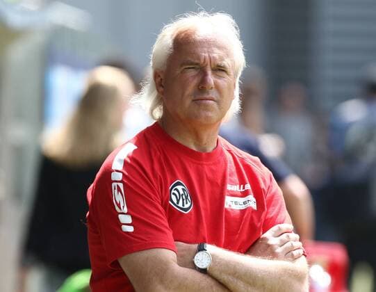 Trainer Peter Vollmann (Aalen) SV Wehen Wiesbaden vs VfR Aalen --- Fussball --- 3. Liga --- 12.05.2018 SV Wehen Wiesbaden vs VfR Aalen --- Fussball --- 3. Liga --- 12.05.2018 Wiesbaden Copyright: xWeissx Eibner-Pressefotox EP_rws