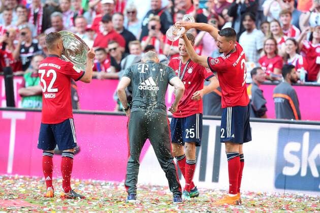 Co-Trainer Hermann Gerland (FC Bayern Muenchen) Thomas Mueller (FC Bayern Muenchen 25) Sandro Wagner (FC Bayern Muenchen 2), FC Bayern Muenchen vs. VfB Stuttgart, 1.Bundesliga, Fussball, 12.05.2018, FC Bayern Muenchen vs. VfB Stuttgart, 1.Bundesliga, Fussball, 12.05.2018 Muenchen Copyright: xLanger Eibner-Pressefotox EP_HLR