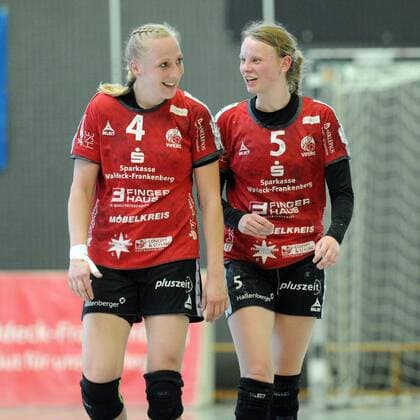Sabine Heusdens (HSG Bad Wildungen Vipers) (L) und Tamara Haggerty -- Handball --- 1. Bundesliga Frauen --- HSG Bad Wildungen Vipers vs SG BBM Bietigheim --- 12.05.2018, Handball --- 1. Bundesliga Frauen --- HSG Bad Wildungen Vipers vs SG BBM Bietigheim --- 12.05.2018 Bad Wildungen Copyright: xSippel xEibner-Pressefotox EP_rsl