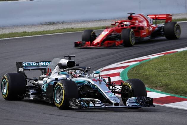 Photo4 LaPresse 13 05 2018 Barcelona, Spain Grand Prix Formula One Spain 2018 In the pic: Lewis Hamilton (GBR) Mercedes AMG F1 W09 and Sebastian Vettel (GER) Scuderia Ferrari SF71H & xa9; Photo4 LaPresse 13 05 2018 Barcelona, Spain Sport Grand Prix Formula One Spain 2018 In the pic: Lewis Hamilton (GBR) Mercedes AMG F1 W09 and Sebastian Vettel (GER) Scuderia Ferrari SF71H  Copyright: xPhoto4 LaPressex