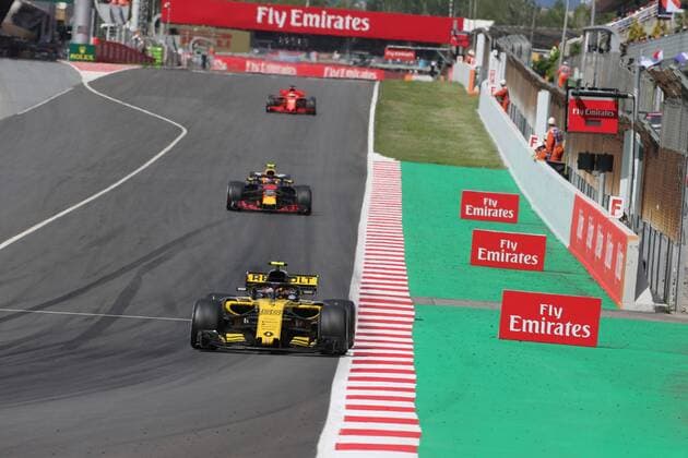 Photo4 LaPresse 13 05 2018 Barcelona, Spain Grand Prix Formula One Spain 2018 In the pic: Carlos Sainz Jr (ESP) Renault Sport F1 Team RS18 , Max Verstappen (NED) Red Bull Racing RB14 and Sebastian Vettel (GER) Scuderia Ferrari SF71H & xa9; Photo4 LaPresse 13 05 2018 Barcelona, Spain Sport Grand Prix Formula One Spain 2018 In the pic: Carlos Sainz Jr (ESP) Renault Sport F1 Team RS18 , Max Verstappen (NED) Red Bull Racing RB14 and Sebastian Vettel (GER) Scuderia Ferrari SF71H  Copyright: xPhoto4 LaPressex