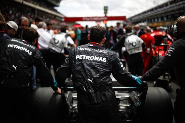 May 13, 2018 - Barcelona, Catalonia, Spain - May 13th, 2018 - Circuit de Barcelona-Catalunya, Montmelo, Spain - Race of Formula One Spanish GP 2018; Mechanics push the car of Lewis Hamilton of Mercedes-AMG-Petronas Formula One Team. Barcelona Formula One Spanish GP; .May 13th - ZUMAa178 20180513_zap_a178_041 Copyright: xEricxAlonsox