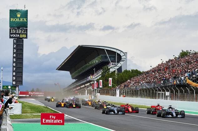 Bilder des Tages - SPORT 13th May, Circuit de Barcelona, Barcelona, Spain; Spanish Formula One Grand Prix, Sunday race day; the race start as Hamilton leads along the straight  ActionPlus12024749