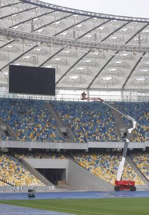 May 14, 2018 - Kiev, Ukraine - Workers prepare the NSC Olimpiyskiy football stadium, where will hold the final match of the UEFA Champions League Final 2018 , Kiev, Ukraine, 14 May, 2018 . Kiev is preparing for the 2018 UEFA Champions League Final which will be played at the NSC Olimpiyskiy Stadium on May 26. Champions League Final Match In Kiev  - ZUMAn230 20180514_zaa_n230_663 Copyright: xStrx