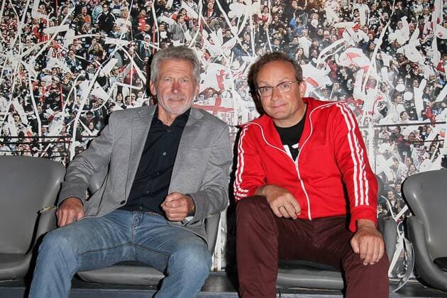 Paul Breitner, Wigald Boning, History of Football Preview Screening Deutschland deine Fussballseele mit Wigald Boning und Paul Breitner in der Fussball-Kneipe Stadion in Muenchen am 15.05.2018
