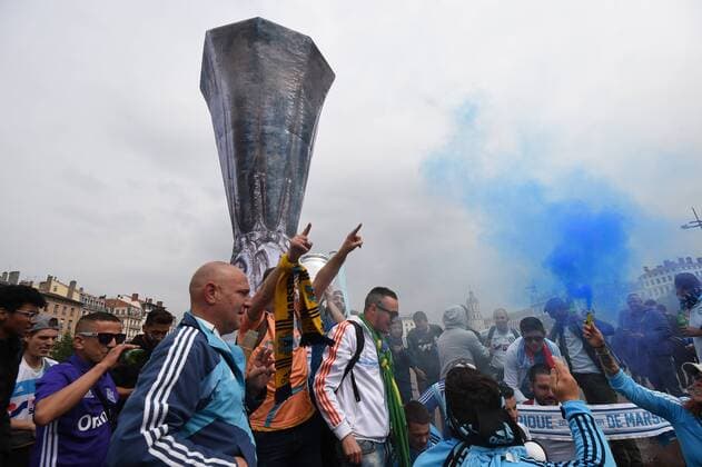 Fußball, EL, Finale, Marseille Fans in Lyon Supporters marseillais place Bellecour FOOTBALL : Ambiance supporters marseillais dans les rues de Lyon avant la finale de l Europa Ligue - 16 05 2018 FredericChambert Panoramic 