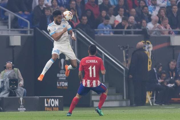 Fußball, EL, Finale, Olympique Marseille - Atletico Madrid Lyon, Frankreich 16.05.2018, UEFA Europa League - 2017 18 Season, Finale, Olympique Marseille - Atletico Madrid, Jordan Amavi (Marseille) und Angel Correa (Atletico Madrid) im zweikampf ( DeFodi048