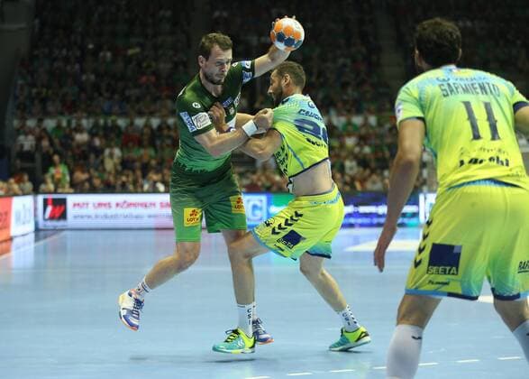19.05.2018, xcsx, Handball EHF Cup Final 4, SC Magdeburg - Saint Raphael Var, emspor, v.l. Mads Christiansen (SC Magdeburg), Zweikampf, battle for the ball mit Raphael Caucheteux (Saint Raphael) Magdeburg
