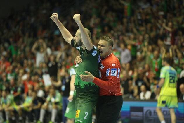 19.05.2018, xcsx, Handball EHF Cup Final 4, SC Magdeburg - Saint Raphael Var, emspor, v.l. Zeljko Musa (SC Magdeburg) und Dario Quenstedt (SC Magdeburg) jubeln nach Tor von Zeljko Musa (SC Magdeburg) Magdeburg