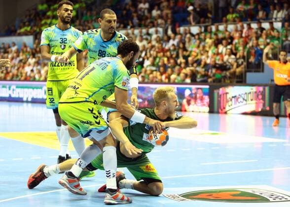 Saint Raphael Var vs SC Magdeburg. vl Daniel Sarmiento (Saint Raphael, 11), Matthias Musche (Magdeburg, 6) Zweikampf, Duell, Kampf, tackle Saint Raphael Var vs SC Magdeburg, Handball, Ottostadt Magdeburg EHF Cup Finals 2018, Saison 2017 2018, 19.05.2018 Magdeburg Copyright: xTaeger xEibner-Pressefotox EP_tae