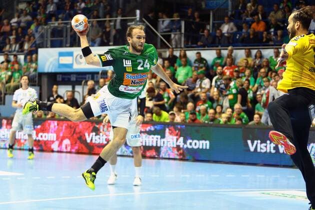 Frisch Auf Goeppingen vs Fuechse Berlin. Marcel Schiller (Goeppingen, 24) wirft Tor, Torschuetze, erzielt Tor, Treffer, scores the goal gegen Silvio Heinevetter (Berlin, 12) Frisch Auf Goeppingen vs Fuechse Berlin, Ottostadt Magdeburg EHF Cup Finals 2018, Saison 2017 2018, 19.05.2018 Magdeburg Copyright: xEibner-Pressefotox EP_taeger
