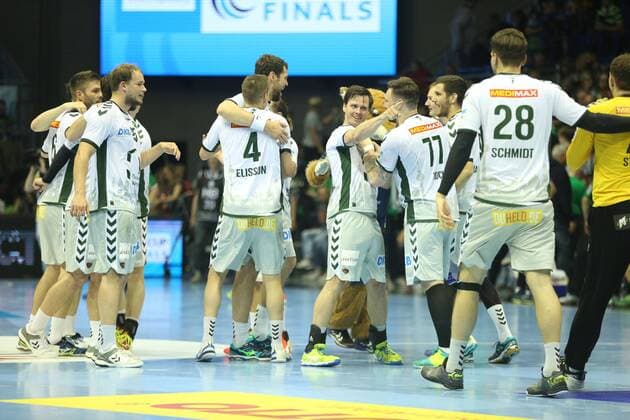 19.05.2018, xcsx, Handball EHF Cup Final 4, Frisch auf Goeppingen - Fuechse Berlin, emspor, v.l. Berliner Jubel nach Spielende, Finaleinzug Magdeburg