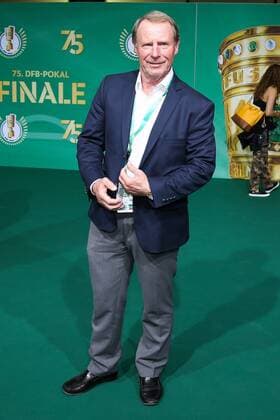Berti Vogts auf dem Gruenen Teppich, FC Bayern Muenchen vs. Eintracht Frankfurt, Fussball, Finale, DFB-Pokal, 19.05.2018 Berlin Berlin Deutschland *** Berti Vogts on the Green Carpet FC Bayern Muenchen vs Eintracht Frankfurt Football Final DFB Pokal 19 05 2018 Berlin Berlin Germany Copyright: xkolbert-press ChristianxKolbertx