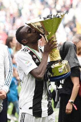 Fußball, Juventus Turin feiert die Meisterschaft Mg Torino 19 05 2018 - campionato di calcio serie A Juventus-Hellas Verona foto Matteo Gribaudi Image nella foto: Blaise Matuidi 
