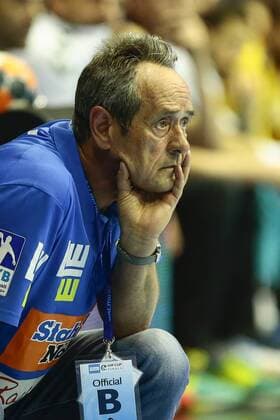 Frisch Auf Göppingen vs Füchse Berlin. Dr. Rolf Brack (Göppingen, Trainer) nachdenklich Frisch Auf Göppingen vs Füchse Berlin, Ottostadt Magdeburg EHF Cup Finals 2018, Saison 2017 2018, 19.05.2018 Magdeburg Copyright: xEibner-Pressefotox EP_taeger
