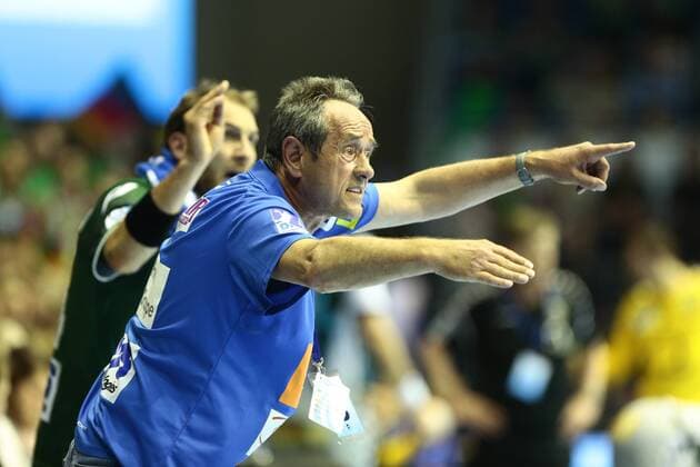 Frisch Auf Göppingen vs Füchse Berlin. Dr. Rolf Brack (Göppingen, Trainer) gibt Anweisungen, gestikuliert mit den Armen, gesticulate, gives instructions Frisch Auf Göppingen vs Füchse Berlin, Ottostadt Magdeburg EHF Cup Finals 2018, Saison 2017 2018, 19.05.2018 Magdeburg Copyright: xEibner-Pressefotox EP_taeger