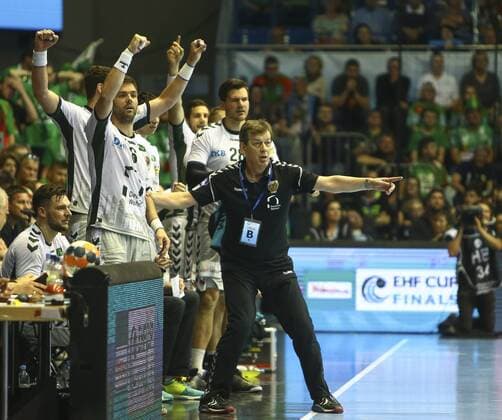 Frisch Auf Göppingen vs Füchse Berlin. Velimir Petkovic (Berlin, Trainer) gibt Anweisungen, gestikuliert mit den Armen, gesticulate, gives instructions Frisch Auf Göppingen vs Füchse Berlin, Ottostadt Magdeburg EHF Cup Finals 2018, Saison 2017 2018, 19.05.2018 Magdeburg Copyright: xEibner-Pressefotox EP_taeger
