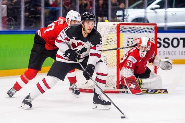 180519 Kanadas Tyson Jost under semifinalen i ishockey-VM mellan Kanada och Schweiz den 19 maj 2018 i Köpenhamn. Copyright: PETTERxARVIDSON BB180519PA149