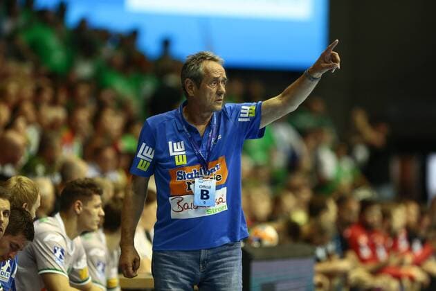 SC Magdeburg vs Frisch Auf Göppingen. Dr. Rolf Brack (Göppingen, Trainer) gibt Anweisungen, gestikuliert mit den Armen, gesticulate, gives instructions SC Magdeburg vs Frisch Auf Göppingen, Handball, Ottostadt Magdeburg EHF Cup Finals 2018, Saison 2017 2018, 20.05.2018 Magdeburg Copyright: xEibner-Pressefotox EP_taeger