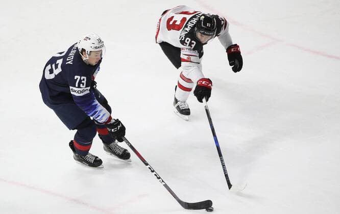 Ice hockey Eishockey - IIHF WC, USA vs CAN COPENHAGEN,DENMARK,20.MAY.18 - ICE HOCKEY - IIHF World Championships, match for third place, USA vs Canada. Image shows Charlie McAvoy (USA) and Ryan Nugent Hopkins (CAN). GEPAxpictures xAndreasxPranter
