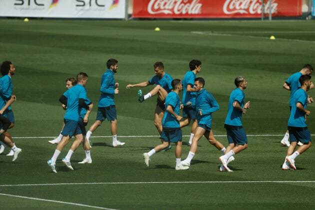 Real Madrid s players warm up during a training session on the Open Media Day ahead of the UEFA Champions League final, in Madrid, Spain, 22 May 2018. UEFA Champions League final between Real Madrid and Liverpool will be held at the NSC Olimpiyskiy Stadium in Kiev on 26 May 2018. Real Madrid Open Media Day !ACHTUNG: NUR REDAKTIONELLE NUTZUNG!  Copyright: xJuanxCarlosxHidalgox GRAF2715 20180522-636625938491163817