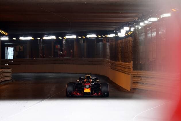 Photo4 LaPresse 24 05 2018 Monte Carlo, Monaco Grand Prix Formula One Monaco 2018 In the pic: Daniel Ricciardo (AUS) Red Bull Racing RB14 & xa9; Photo4 LaPresse 24 05 2018 Monte Carlo, Monaco Sport Grand Prix Formula One Monaco 2018 In the pic: Daniel Ricciardo (AUS) Red Bull Racing RB14  Copyright: xPhoto4 LaPressex