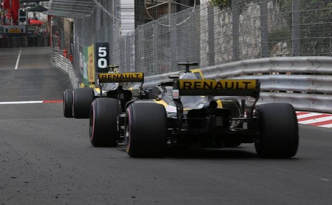 Nico Huelkenberg, Carlos Sainz jun, Renault F1 Team, formula 1 GP, Monaco 24.05.2018 Photo:mspb Jean Pentin Nico Huelkenberg, Carlos Sainz jun, formula 1 GP, Monaco, 2018