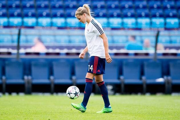 180524 Ada Hegerberg of Lyon ahead of the UEFA Women s Champions League final between VfL Wolfsburg and Olympique Lyonnais on May 24, 2018 in Kyiv. Photo: Vegard Wivestad Grott BILDBYRAN kod VG 170174 Copyright: VEGARDxWIVESTADxGRoTT BB180524BB012