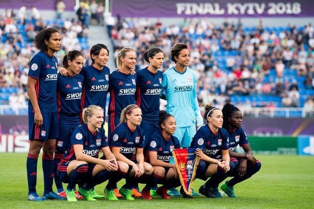 180524 Players of Lyon pose for a team photo ahead of the UEFA Women s Champions League final between VfL Wolfsburg and Olympique Lyonnais on May 24, 2018 in Kyiv. Photo: Vegard Wivestad Grott BILDBYRAN kod VG 170174 Copyright: VEGARDxWIVESTADxGRoTT BB180524BB014
