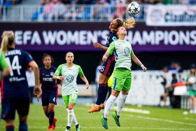 180524 Amandine Henry of Lyon and Alexandra Popp of Wolfsburg during the UEFA Women s Champions League final between VfL Wolfsburg and Olympique Lyonnais on May 24, 2018 in Kyiv. Photo: Vegard Wivestad Grott BILDBYRAN kod VG 170174 Copyright: VEGARDxWIVESTADxGRoTT BB180524BB045