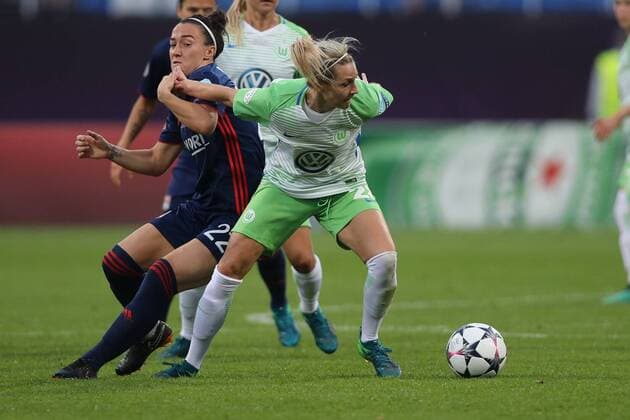WOMEN SOCCER - UEFA Women CL, Wolfsburg vs Lyon KIEV,UKRAINE,24.MAY.18 - WOMEN SOCCER - UEFA Women Champions League, final, VfL Wolfsburg vs Olympique Lyon. Image shows Lucy Bronze (Lyon) and Lara Dickenmann (Wolfsburg). GEPAxpictures xMaticxKlansek