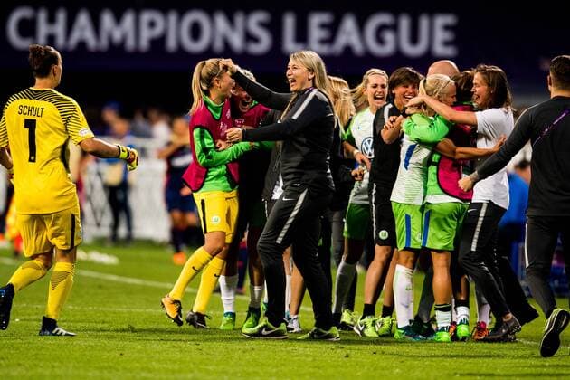 180524 Pernille Harder of Wolfsburg celebrates together with Caroline Graham Hansen after scoring 1-0 during the UEFA Women s Champions League final between VfL Wolfsburg and Olympique Lyonnais on May 24, 2018 in Kyiv. Photo: Vegard Wivestad Grott BILDBYRAN kod VG 170174 Copyright: VEGARDxWIVESTADxGRoTT BB180524BB061