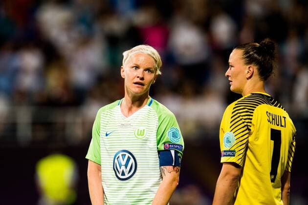 180524 Nilla Fischer of Wolfsburg looks dejected after the UEFA Women s Champions League final between VfL Wolfsburg and Olympique Lyonnais on May 24, 2018 in Kyiv. Photo: Vegard Wivestad Grott BILDBYRAN kod VG 170174 Copyright: VEGARDxWIVESTADxGRoTT BB180524BB088