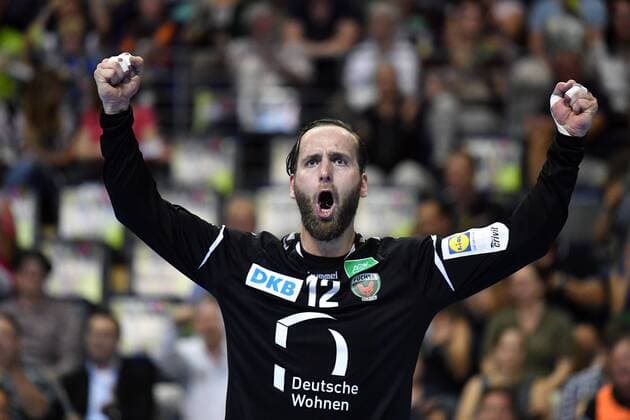 Silvio Heinevetter (Torwart Füchse), jubelt nach einem gehaltenen Wurf Füchse Berlin - TuS N-Lübbecke 1. Bundesliga, DKB-Handballbundesliga, 2017 2018 Herren, Männer, Maenner, Handball, Deutschland, Germany, Max-Schmeling-Halle Berlin, 24.5.2018