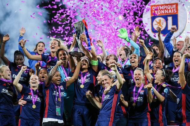 WOMEN SOCCER - UEFA Women CL, Wolfsburg vs Lyon KIEV,UKRAINE,24.MAY.18 - WOMEN SOCCER - UEFA Women Champions League, final, VfL Wolfsburg vs Olympique Lyon. Image shows the rejoicing of Lyon. Keywords: trophy. GEPAxpictures xMaticxKlansek